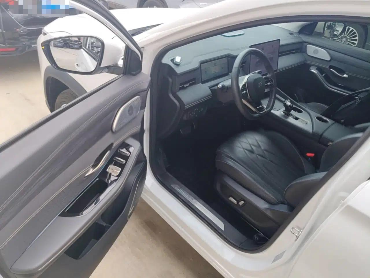 JETOUR Shanhai L9 2024 1.5TD 2DHT Pro 7-Seater — миниатюра 23