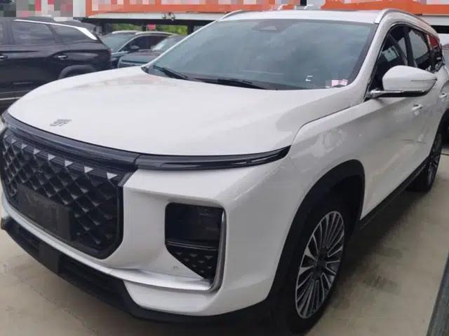 JETOUR Shanhai L9 2024 1.5TD 2DHT Pro 7-Seater