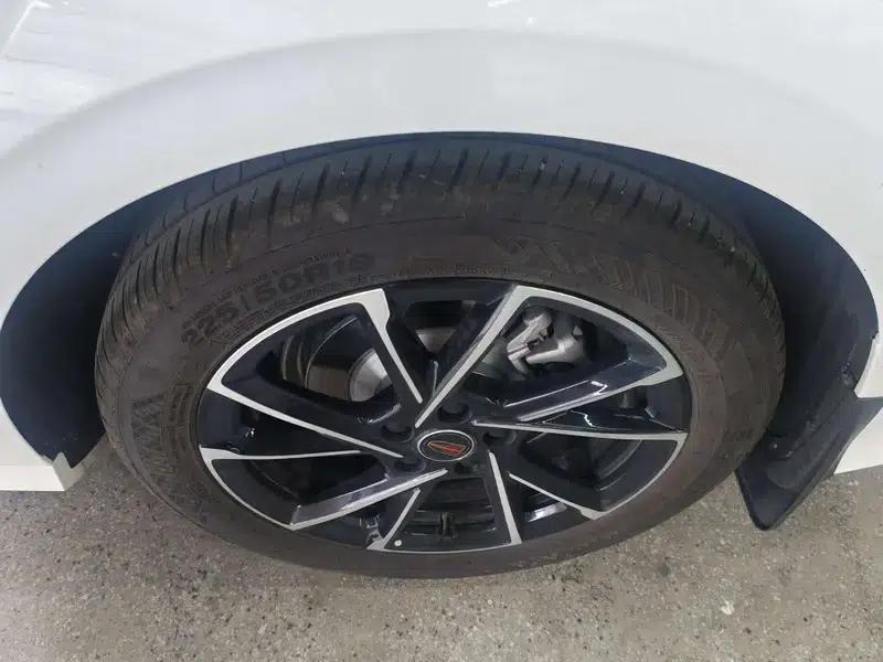 Hongqi H6 2025 2.0T Premium Edition — миниатюра 5