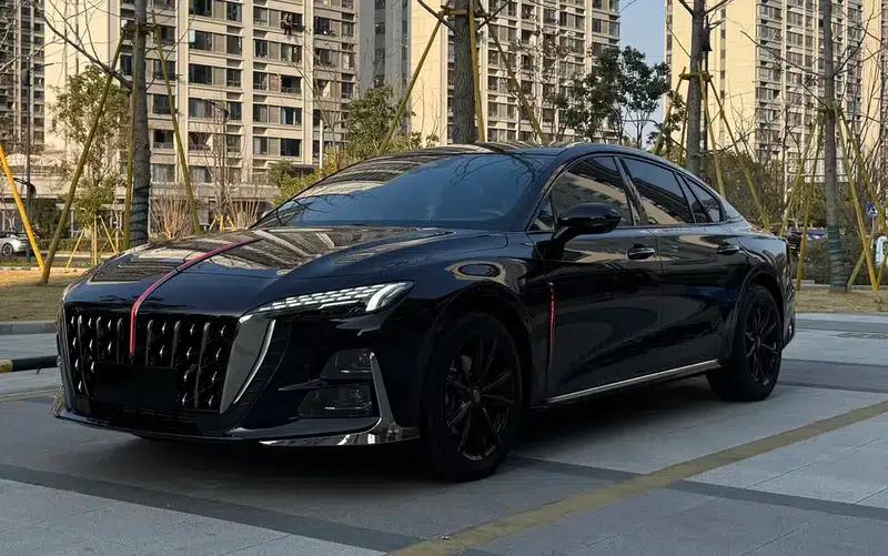 Hongqi H6 2023 2.0T Premium Edition — миниатюра 1