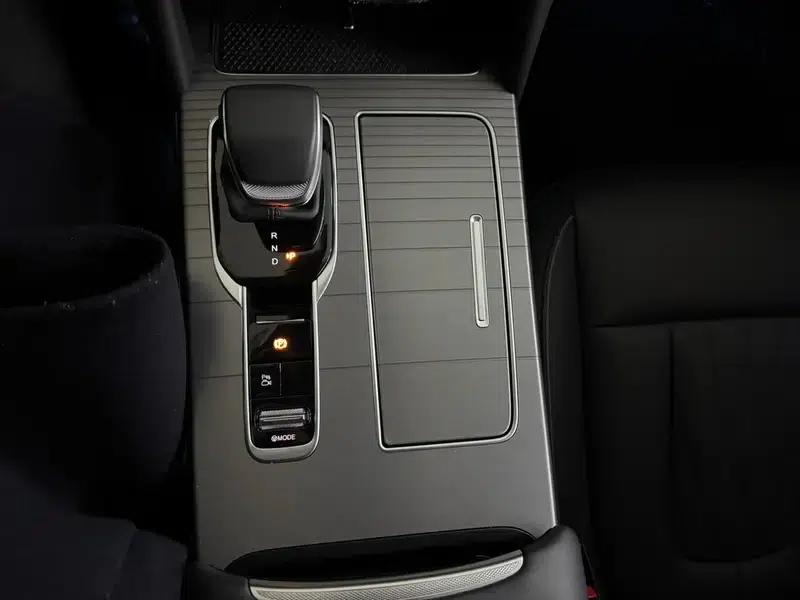Hongqi HS7 PHEV 2024 2.0T AWD Flagship Edition 7-seater — миниатюра 14