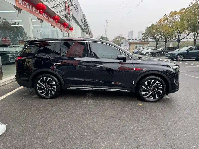 Hongqi HS7 PHEV 2024 2.0T AWD Flagship Edition 7-seater — миниатюра 4