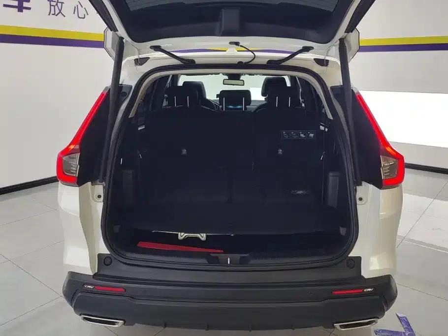 Honda CR-V 2023 240TURBO 2WD Premium Edition 7-seater — миниатюра 4