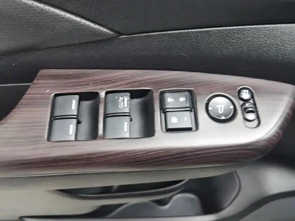 Honda CR-V 2015 2.4L 2WD Luxury Edition — миниатюра 9