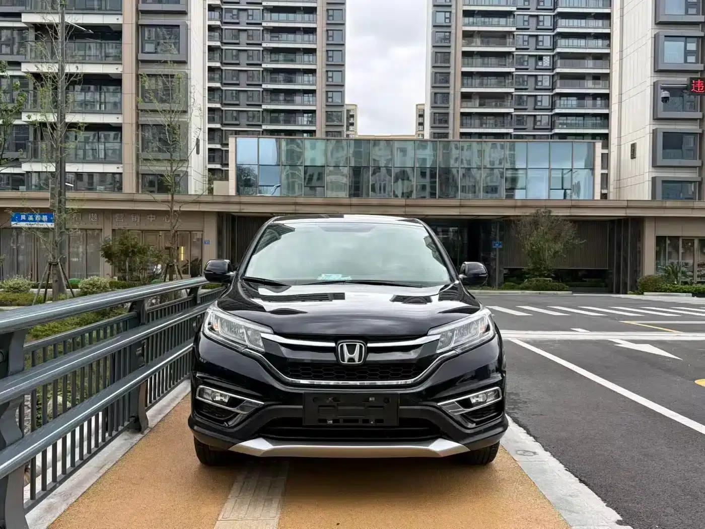 Honda CR-V 2016 2.0L 2WD Classic Edition — миниатюра 2