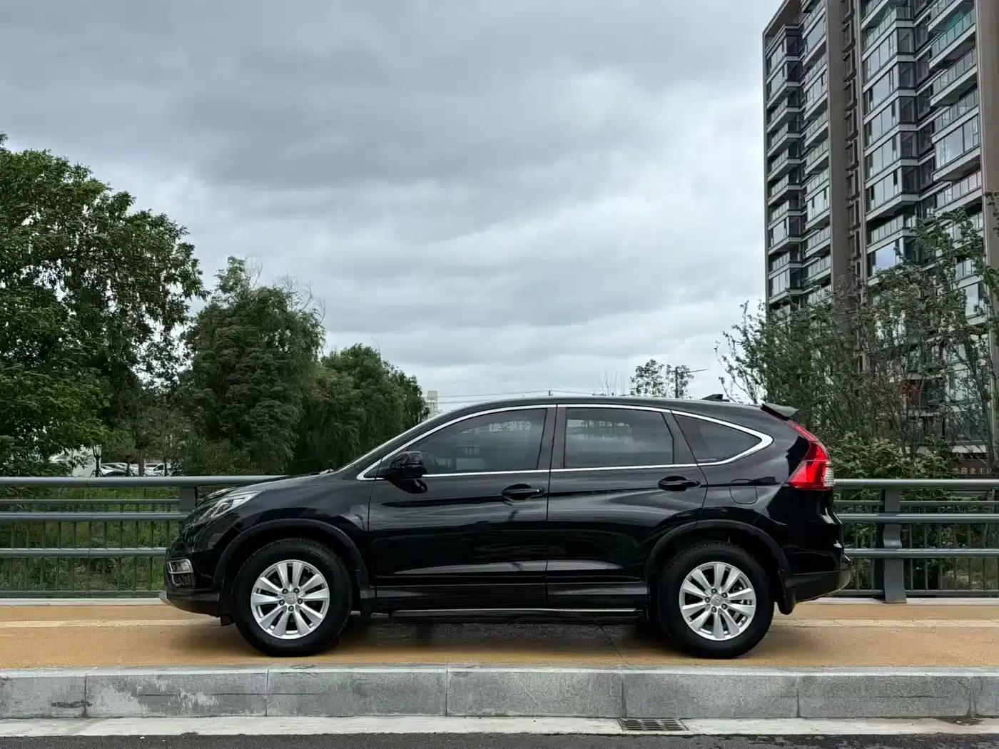 Honda CR-V 2016 2.0L 2WD Classic Edition — миниатюра 8