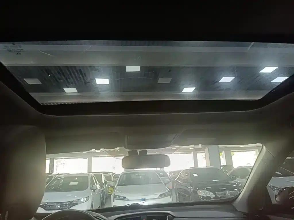 Honda CR-V 2019 Radiant Edition Plus 240TURBO CVT 2WD Fashion Edition (China VI Emission Standard) — миниатюра 18