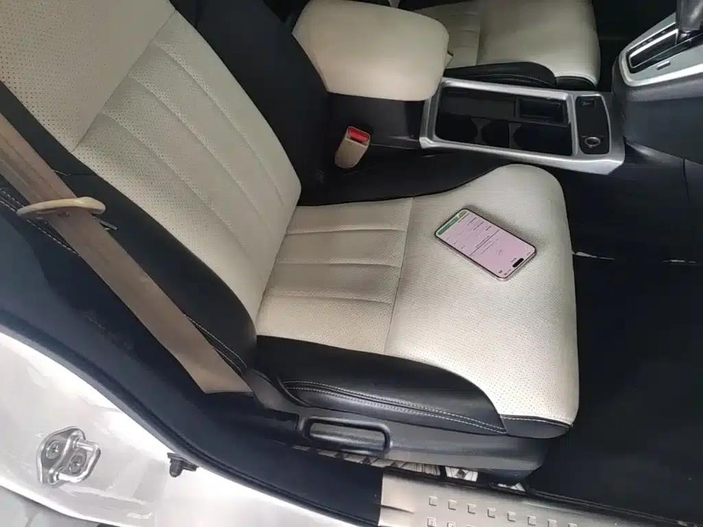 Honda CR-V 2016 2.0L 2WD Urban Edition — миниатюра 25