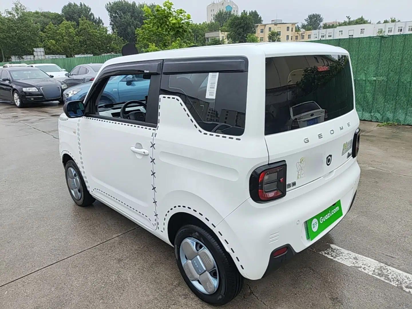 Geely Galaxy Panda 2024 Panda Mini 200km Endurance Bear — миниатюра 4