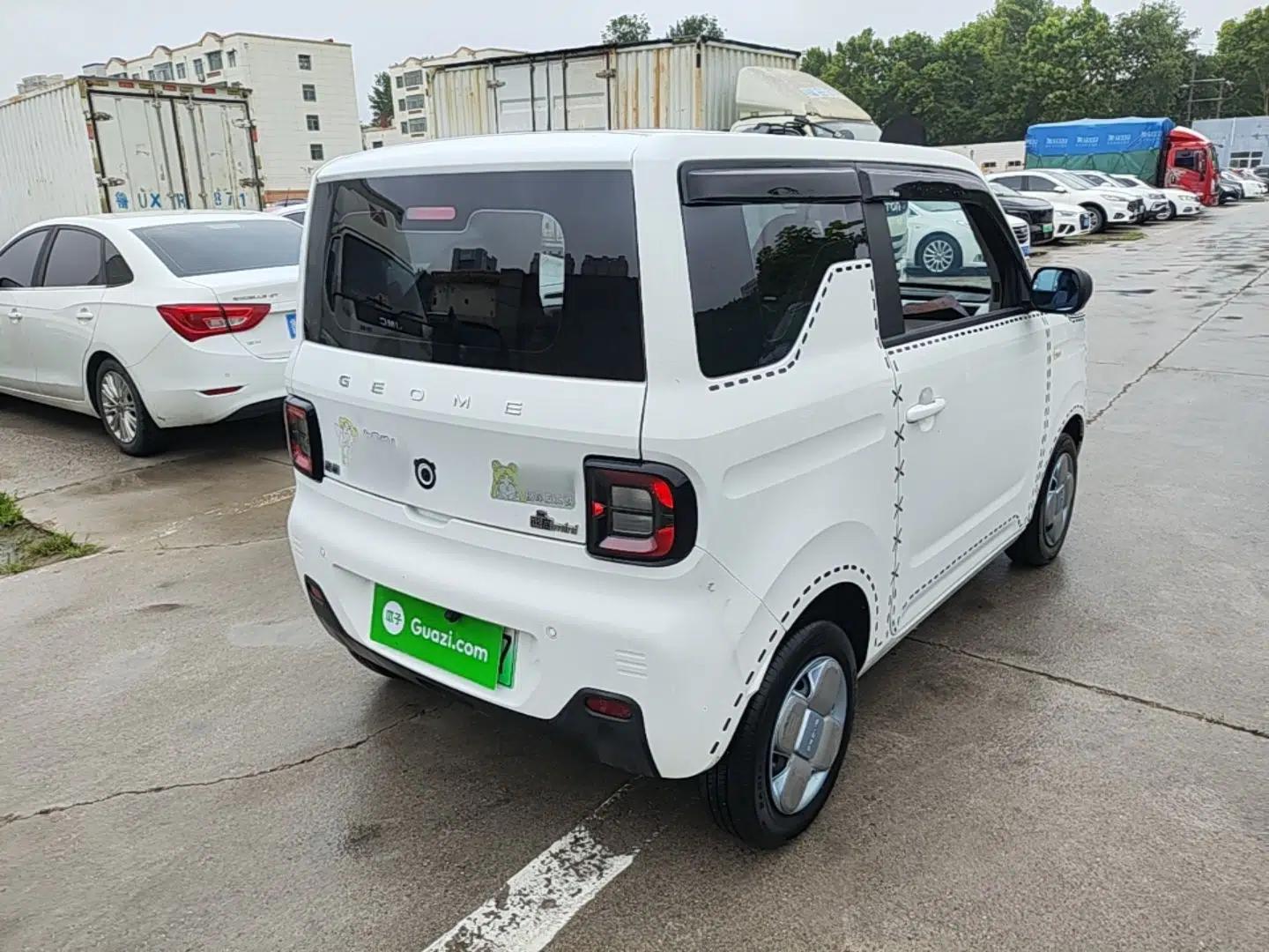 Geely Galaxy Panda 2024 Panda Mini 200km Endurance Bear — миниатюра 6