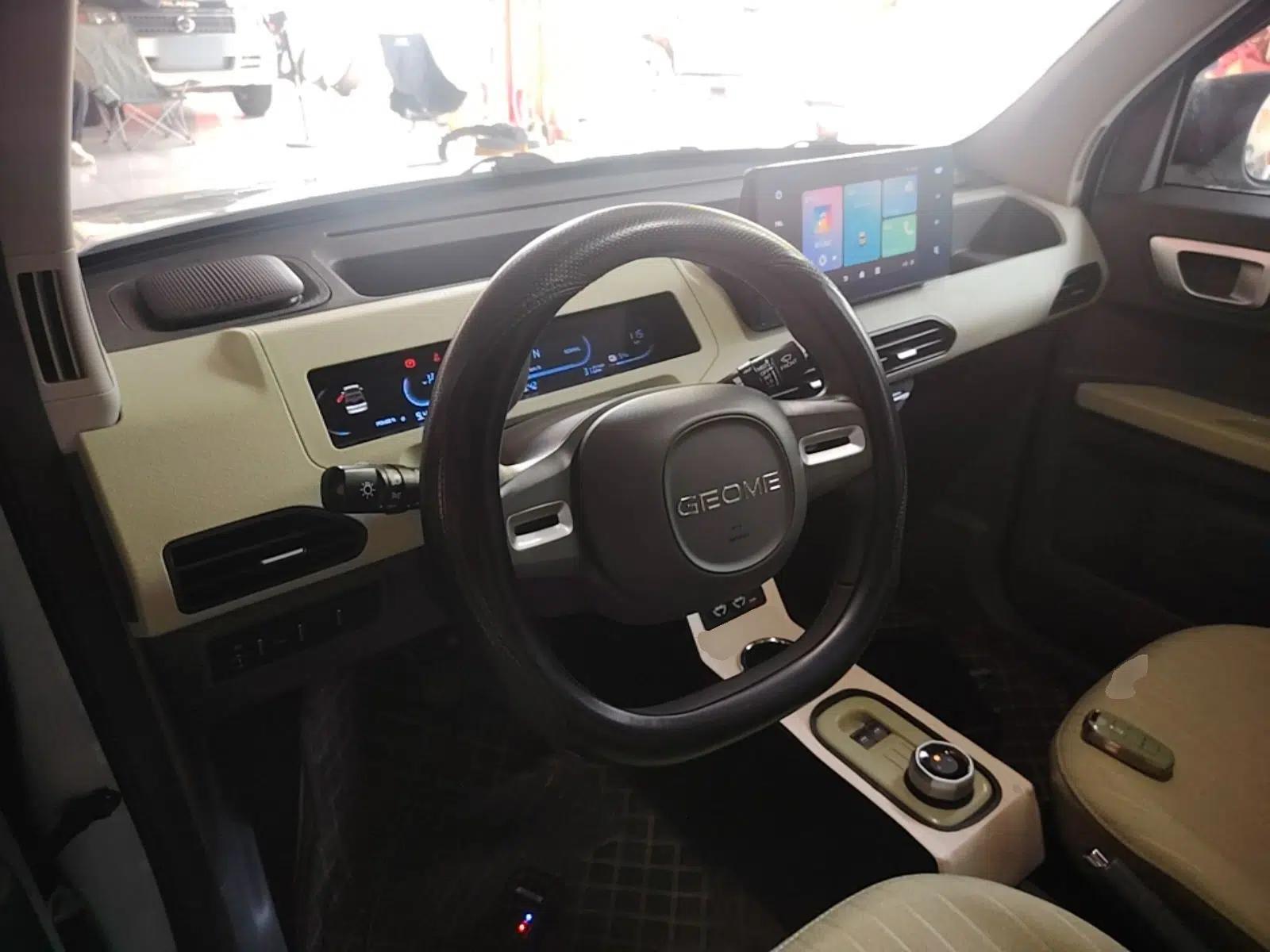 Geely Galaxy Panda 2024 Panda Mini 200km Endurance Bear — миниатюра 12