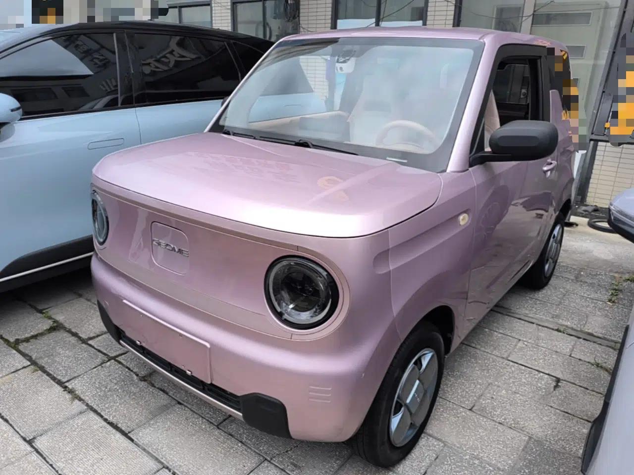 Geely Galaxy Panda 2023 Panda Mini 200km Endurance Bear — миниатюра 1