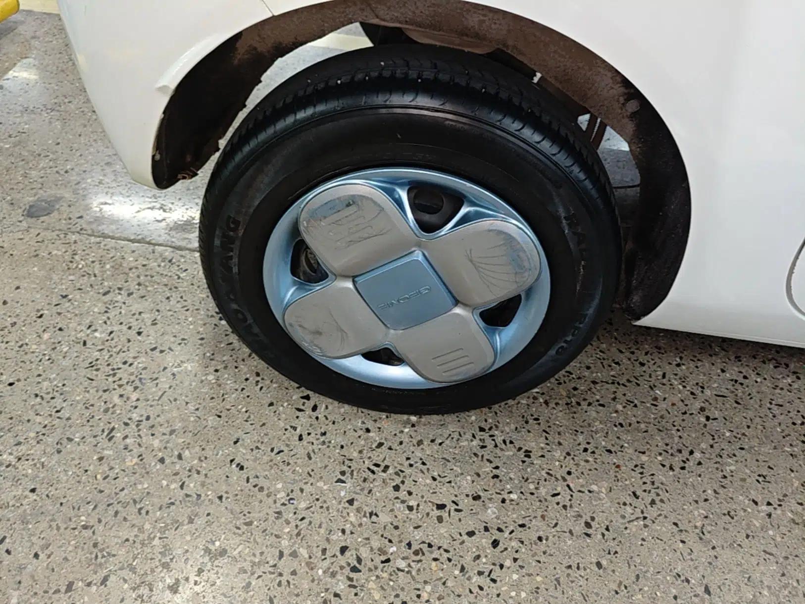 Geely Galaxy Panda 2023 Panda Mini 200km Endurance Bear — миниатюра 11