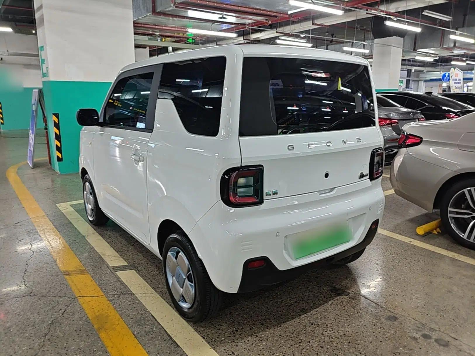 Geely Galaxy Panda 2023 Panda Mini 200km Endurance Bear — миниатюра 4