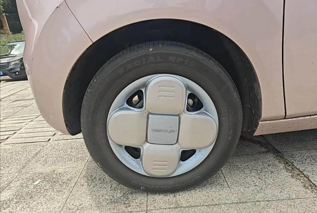 Geely Galaxy Panda 2024 Panda Mini 200km Endurance Bear — миниатюра 10