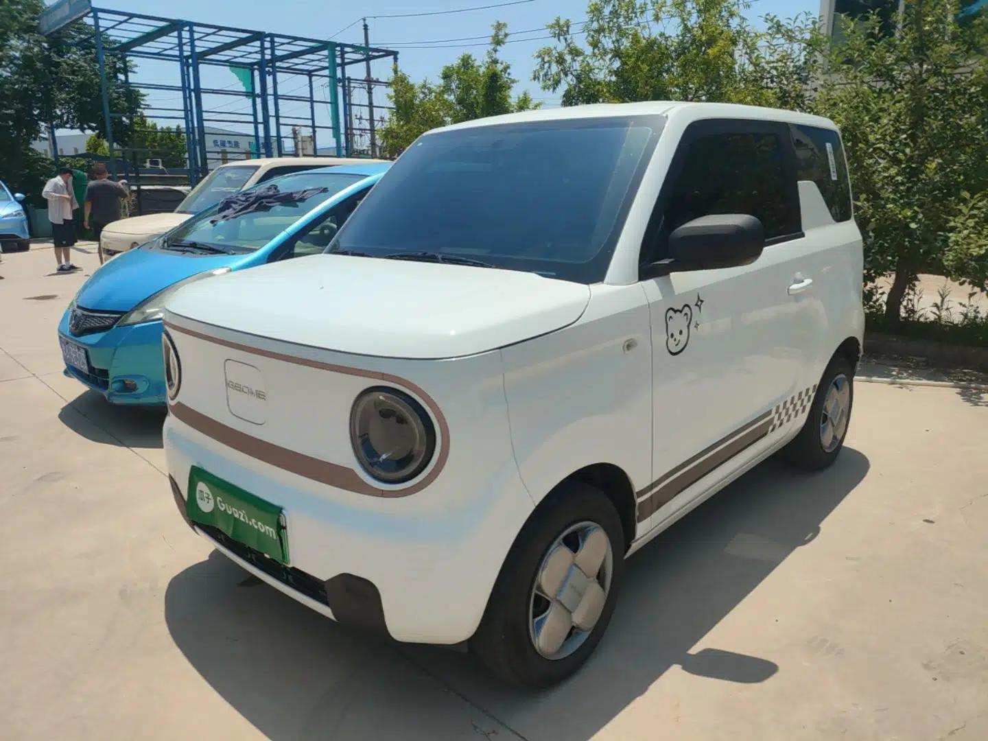 Geely Galaxy Panda 2024 Panda Mini 200km Endurance Bear — миниатюра 1