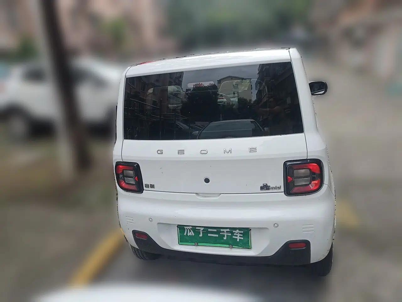Geely Galaxy Panda 2023 Panda Mini 200km Endurance Bear — миниатюра 5