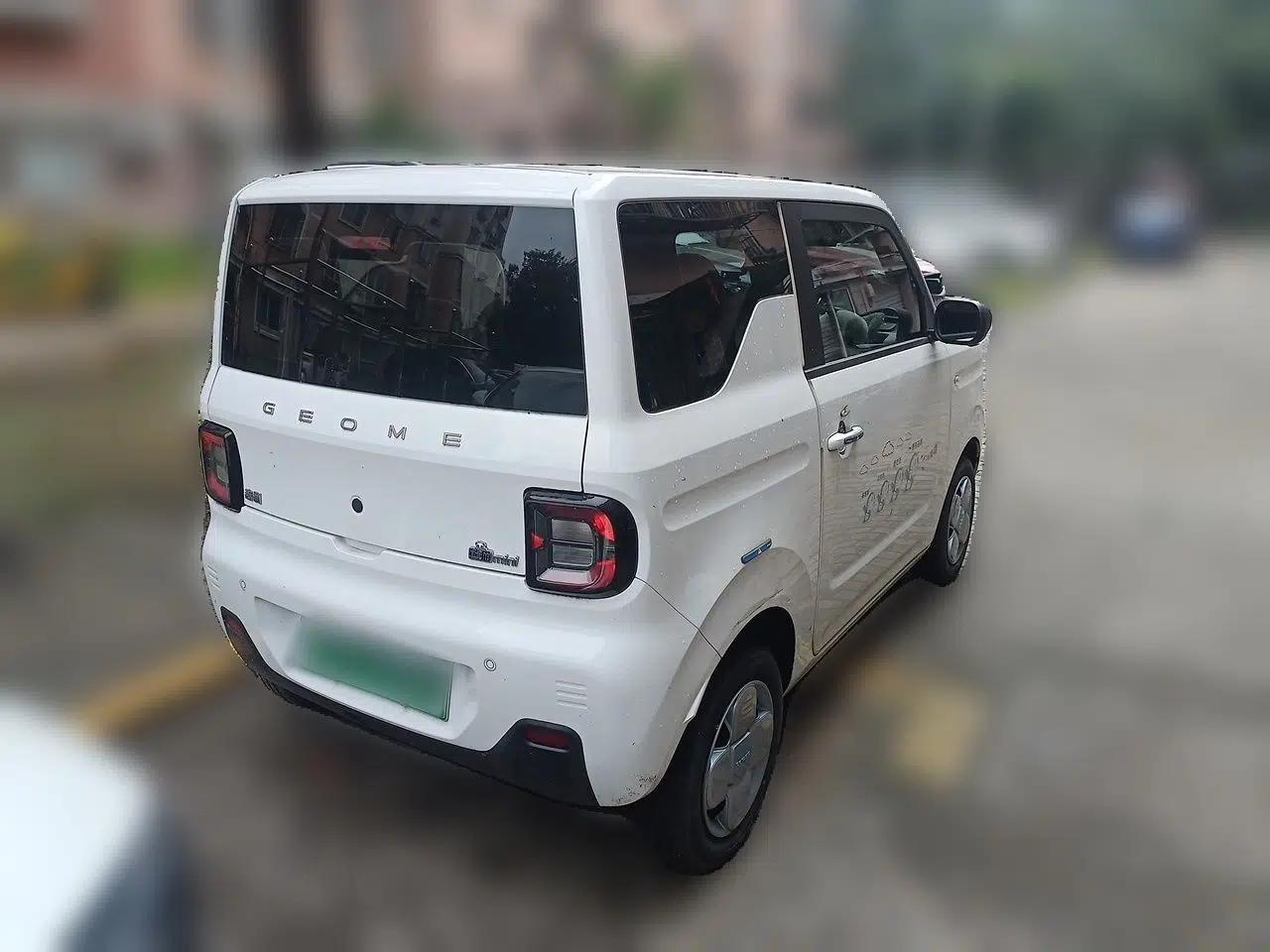 Geely Galaxy Panda 2023 Panda Mini 200km Endurance Bear — миниатюра 6