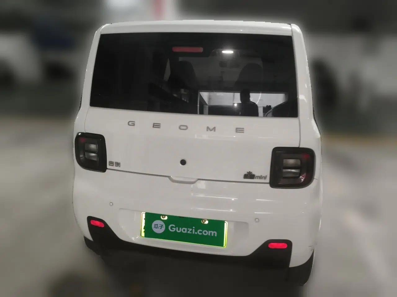 Geely Galaxy Panda 2023 Panda Mini 200km Endurance Bear — миниатюра 3