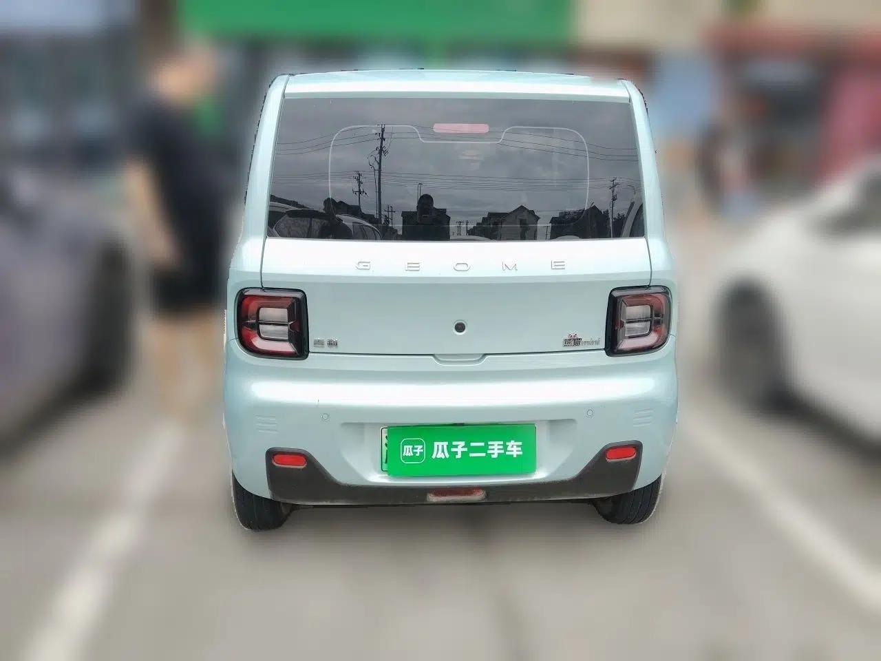 Geely Galaxy Panda 2024 Panda Mini 200km Endurance Bear — миниатюра 3