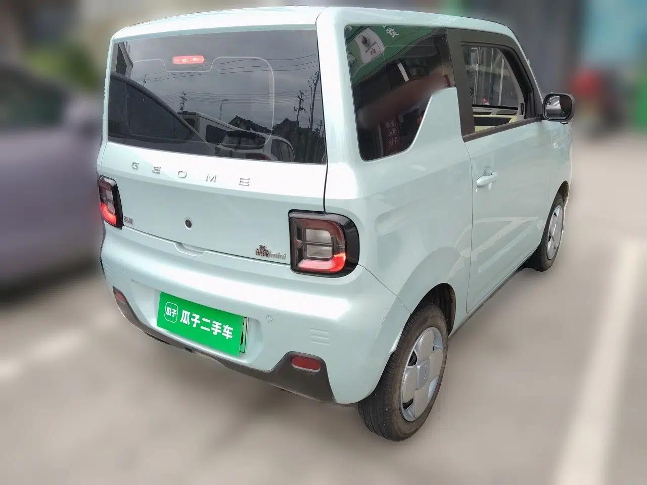 Geely Galaxy Panda 2024 Panda Mini 200km Endurance Bear — миниатюра 4