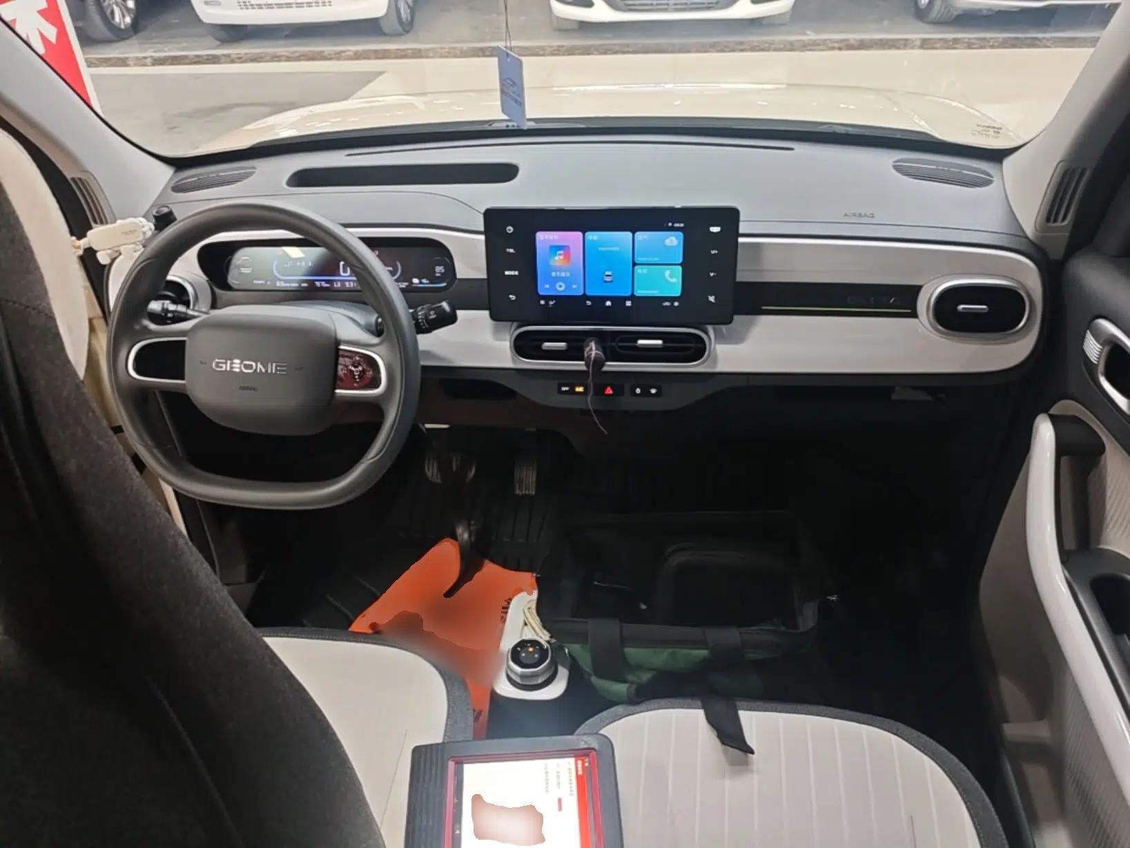 Geely Galaxy Panda 2025 210 km – Yuanqi Bear — миниатюра 17