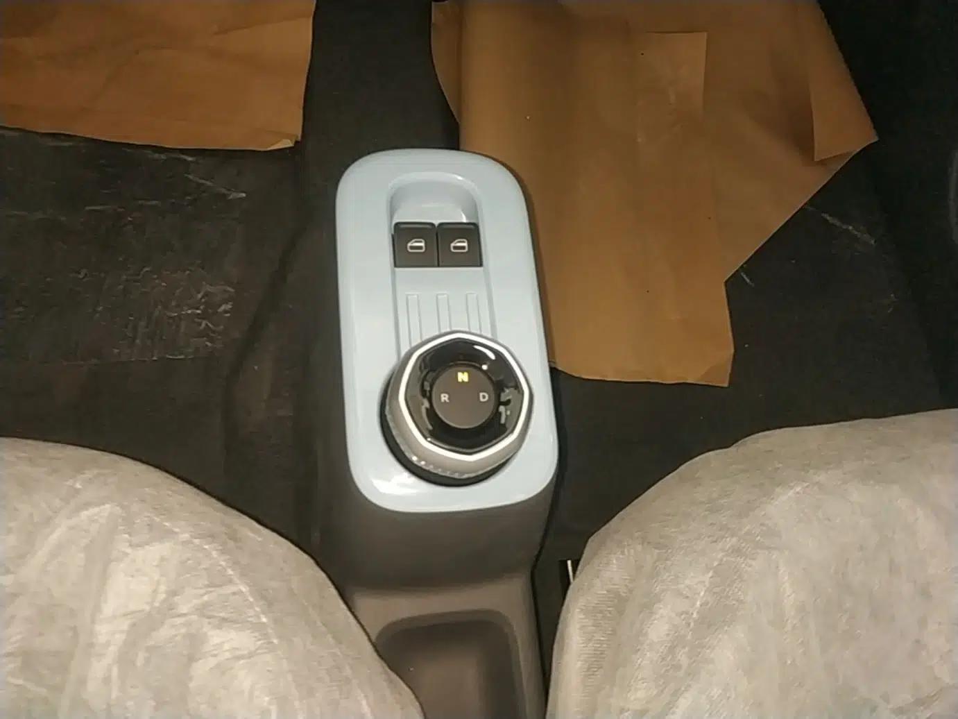 Geely Galaxy Panda 2024 Panda Mini 200km Endurance Bear — миниатюра 16