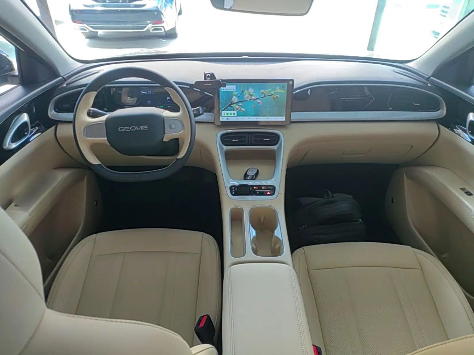 Geely Galaxy Geome 2026 Model 310km Youth Edition — миниатюра 12