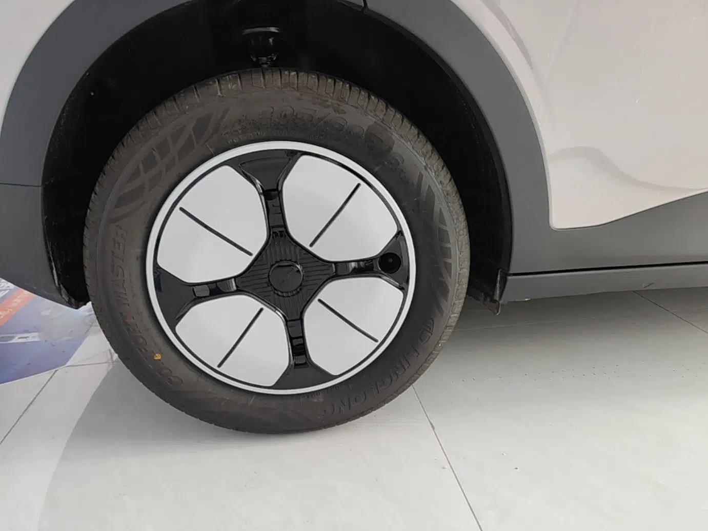 Geely Galaxy Geome 2026 Model 310km Youth Edition — миниатюра 11