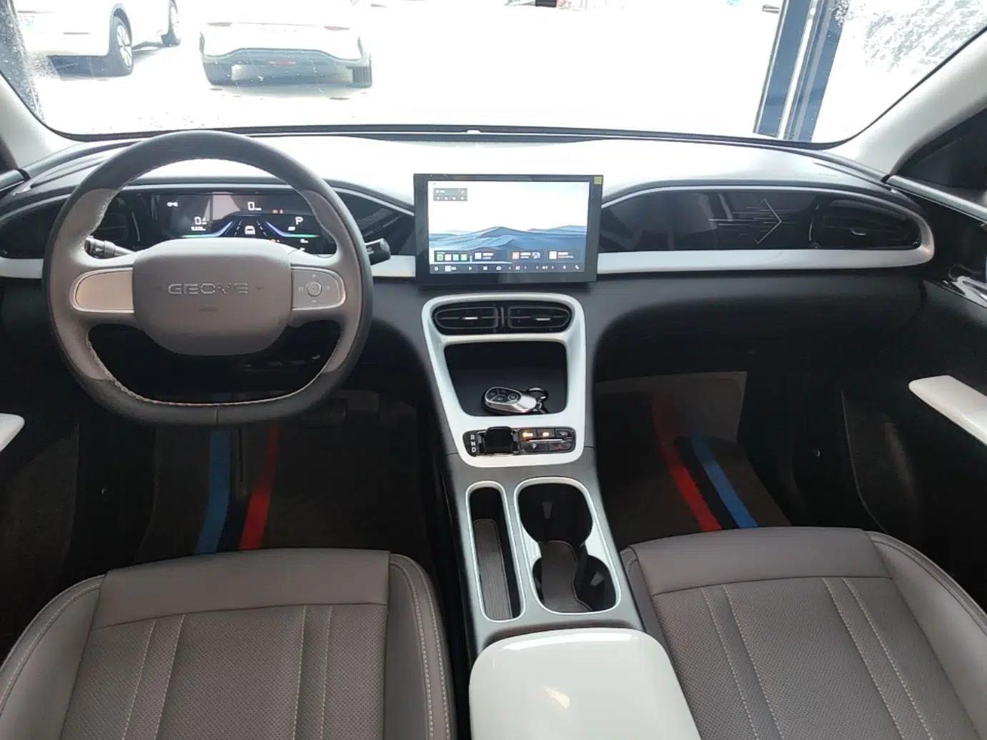 Geely Galaxy Geome 2026 Model 310km Youth Edition — миниатюра 12