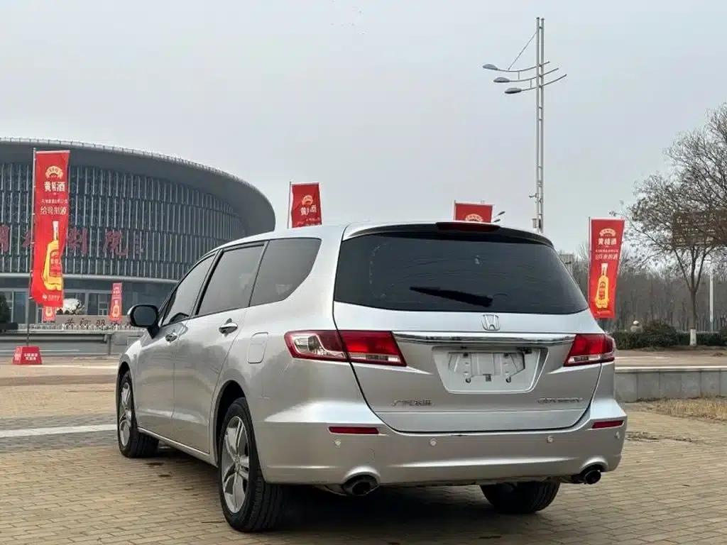 2011 Honda Odyssey 2.4L Luxury Edition — миниатюра 6