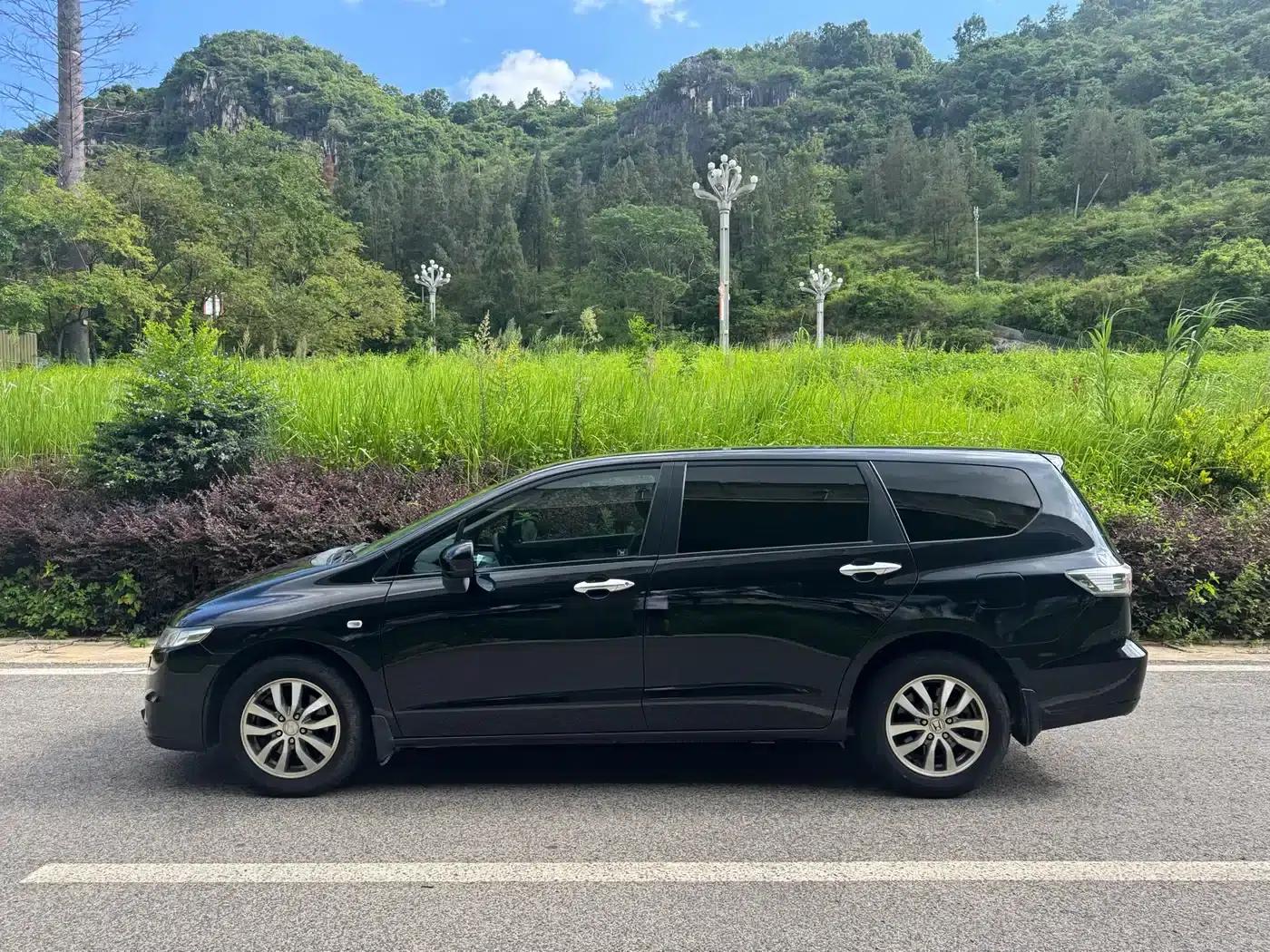 2014 Odyssey 2.4L Elite Edition — миниатюра 3