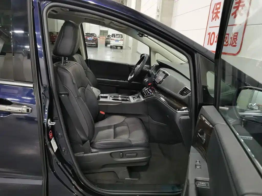 Odyssey 2019 2.0L Elite Edition — миниатюра 23