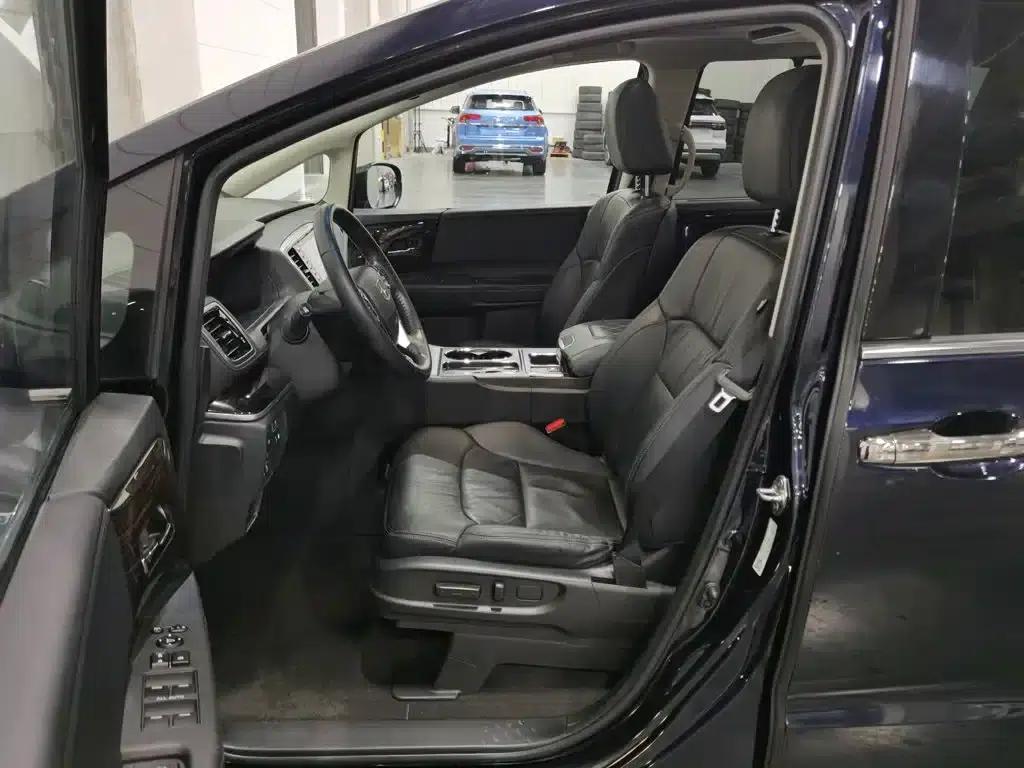 Odyssey 2019 2.0L Elite Edition — миниатюра 10