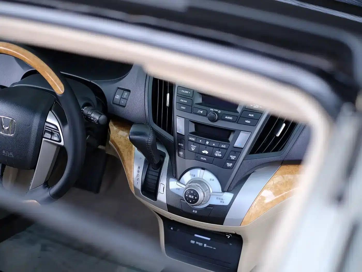 Odyssey 2009 2.4L Elite Edition — миниатюра 23