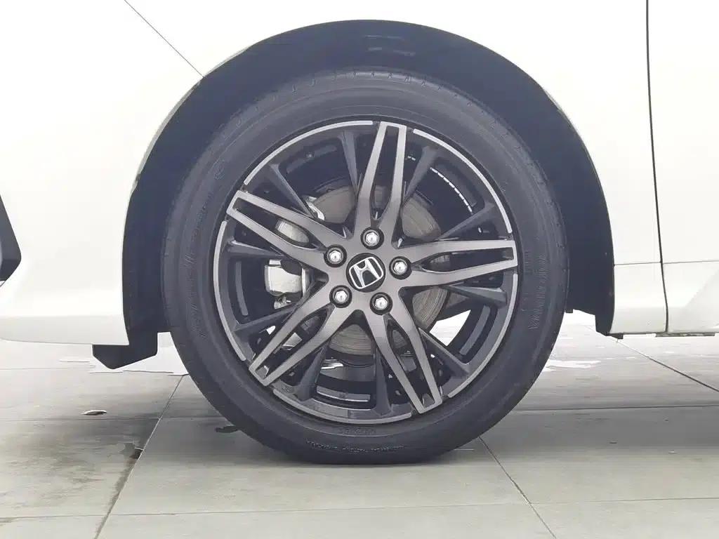 2022 Odyssey 2.0L e:HEV Elite Supreme Edition — миниатюра 17