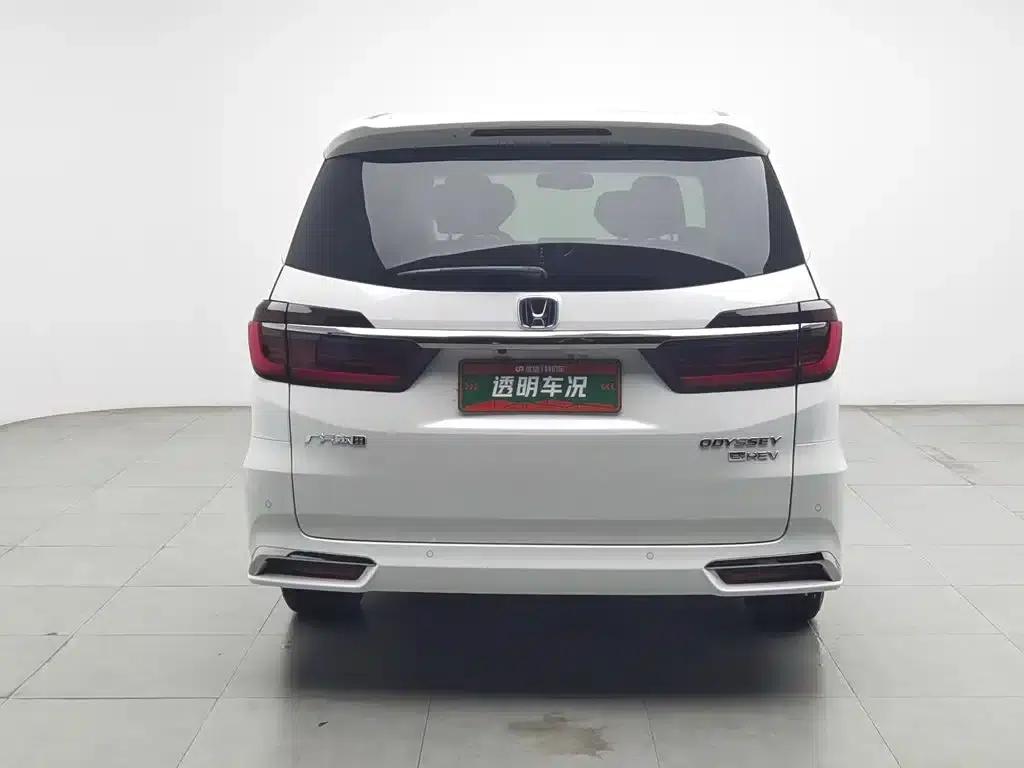 2022 Odyssey 2.0L e:HEV Elite Supreme Edition — миниатюра 4