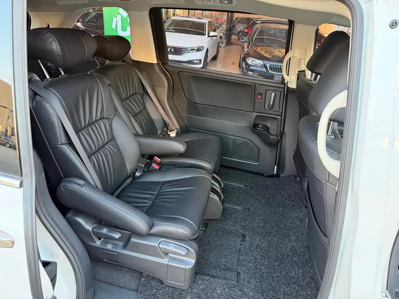 Odyssey 2024 2.0L e:HEV Elite Enjoy Edition — миниатюра 13