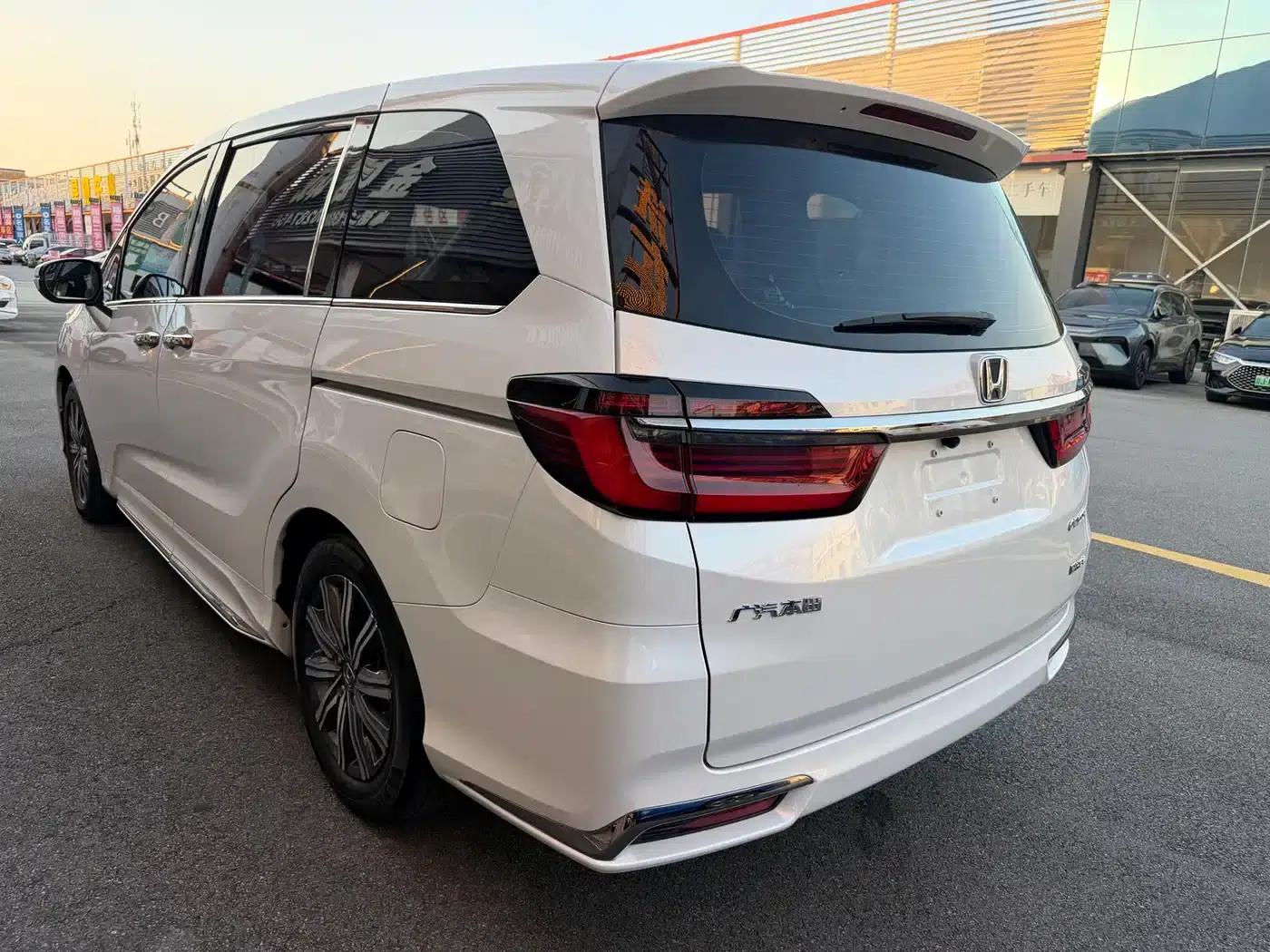 Odyssey 2024 2.0L e:HEV Elite Enjoy Edition — миниатюра 5