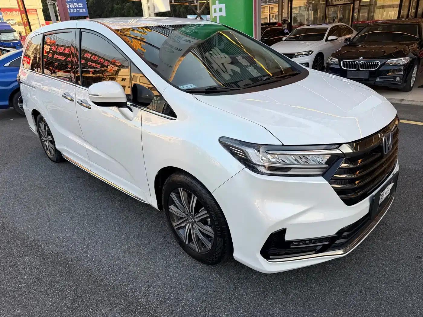 Odyssey 2024 2.0L e:HEV Elite Enjoy Edition — миниатюра 6