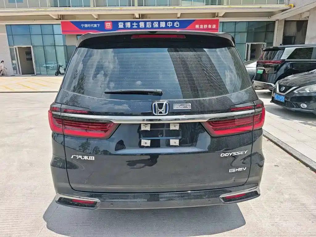 Odyssey 2024 2.0L e:HEV Elite Edition — миниатюра 9