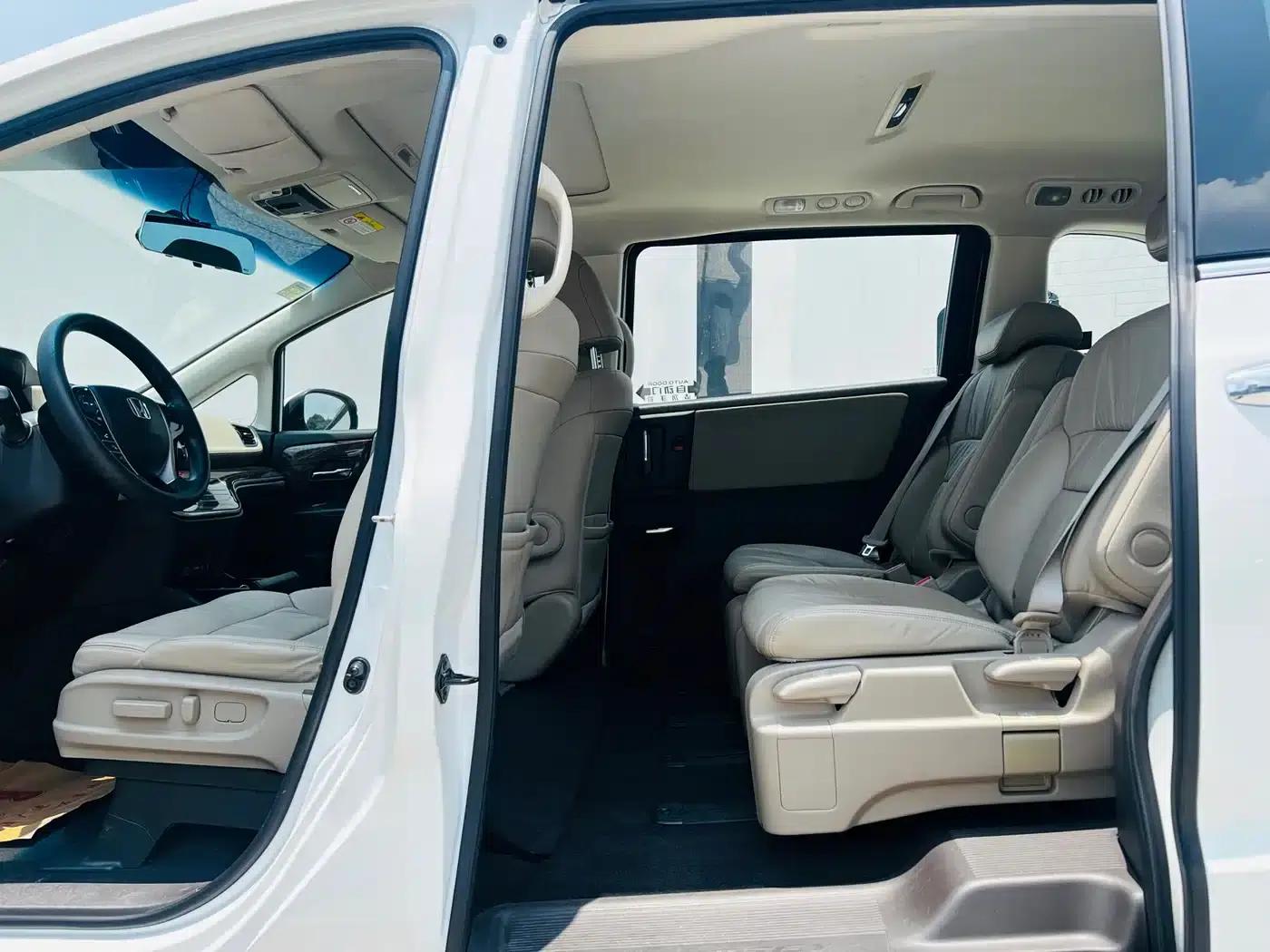 2017 Odyssey 2.4L Luxury Edition — миниатюра 10