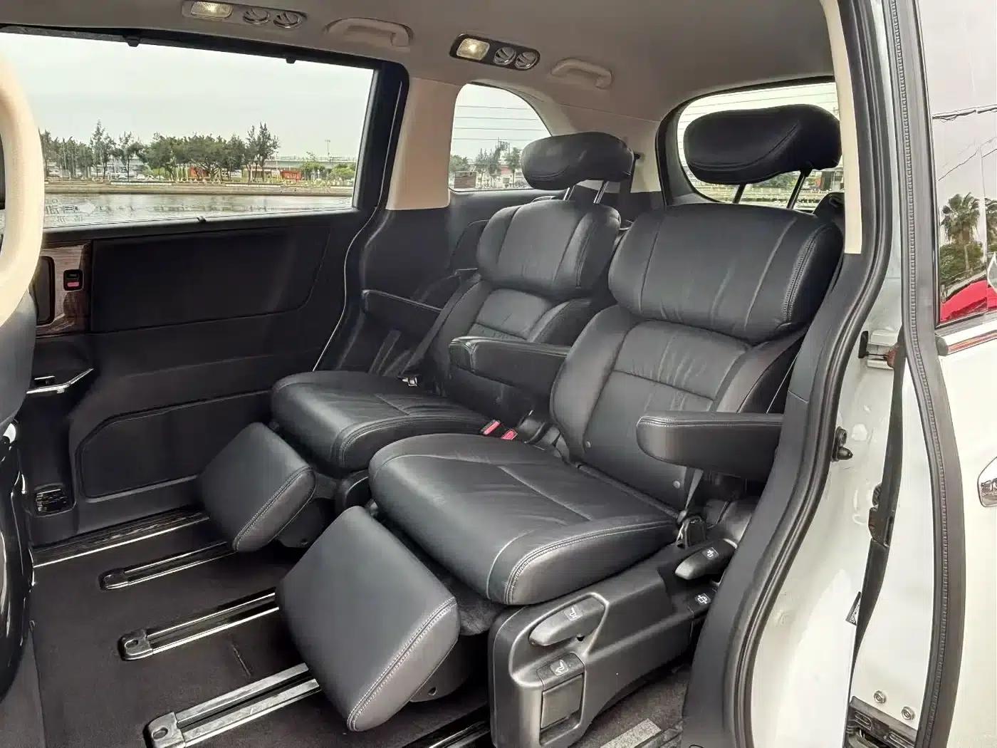 2015 Odyssey 2.4L Supreme Edition — миниатюра 5