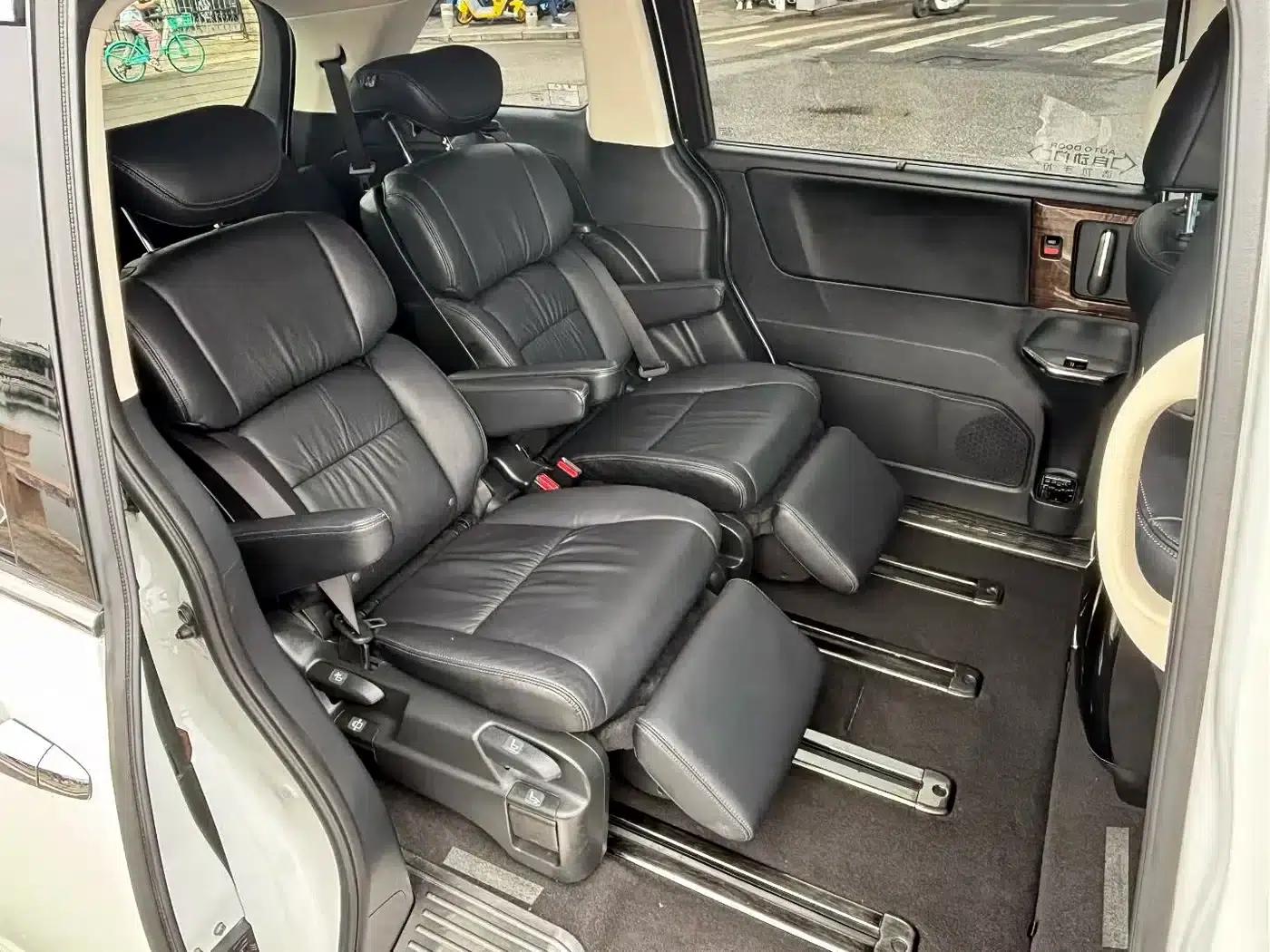 2015 Odyssey 2.4L Supreme Edition — миниатюра 6