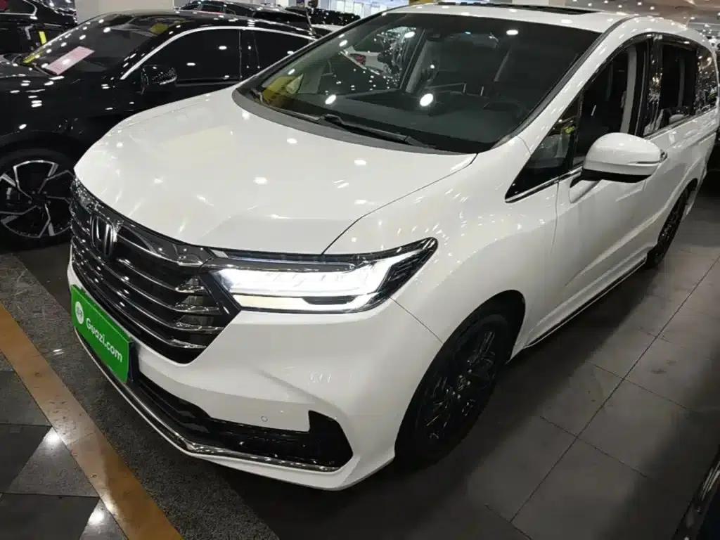 Odyssey 2022 2.0L e:HEV Elite Edition — миниатюра 1