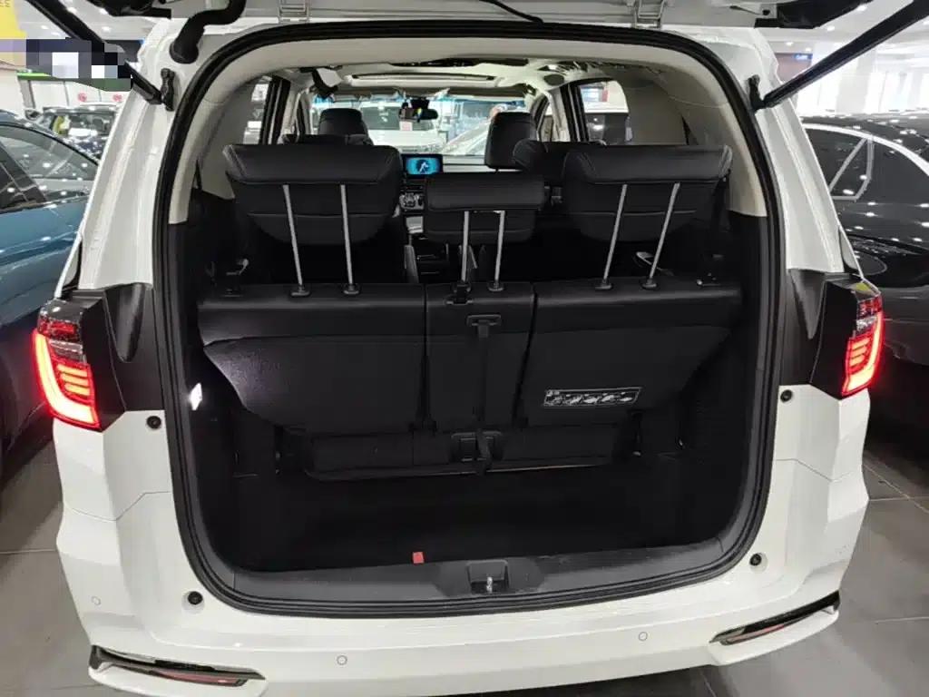 Odyssey 2022 2.0L e:HEV Elite Edition — миниатюра 19