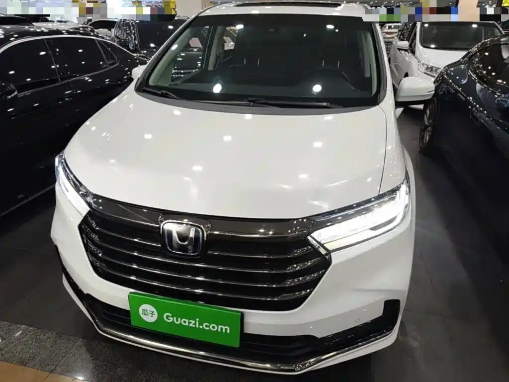 Odyssey 2022 2.0L e:HEV Elite Edition — миниатюра 3