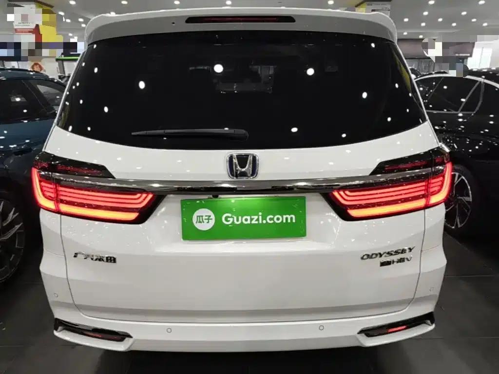 Odyssey 2022 2.0L e:HEV Elite Edition — миниатюра 6