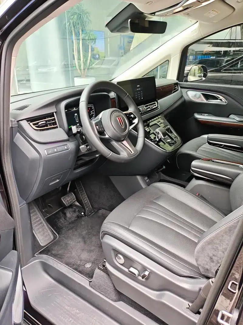 Hongqi HQ9 PHEV 2024 AWD Luxury Edition — миниатюра 9