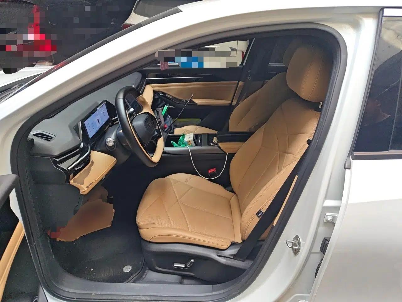 Geely Galaxy L6 2023 125km PLUS — миниатюра 15